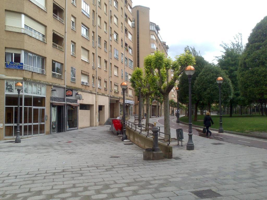 Pensión Parque del Ebro Logroño Exterior foto